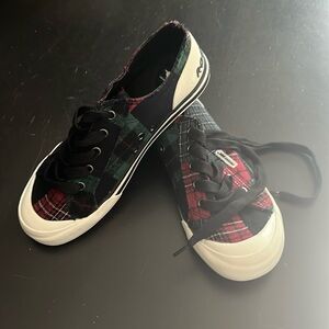 NEW! Adorbs Rocket Dog shoes Sz 9